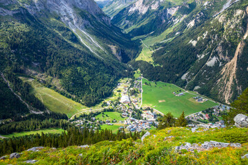 Fototapeta premium Pralognan la Vanoise town and mountains landscape in French alps
