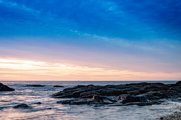 Playa en el atardecer