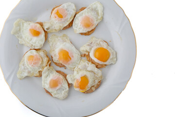 quail fried eggs dish as snack food
