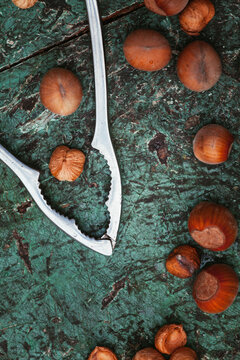 Nutcracker with nuts