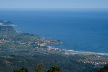 Obraz premium Panoramic of the Asturian coast from the Mirador del Fito