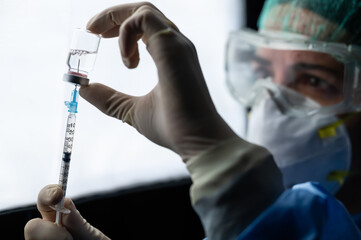 Vacunaci&oacute;n de Covid-19 en Espa&ntilde;a, personal sanitario