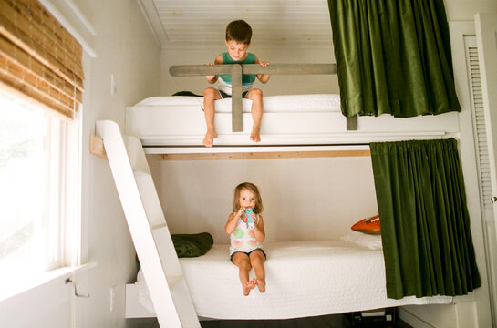kids on bunk bed