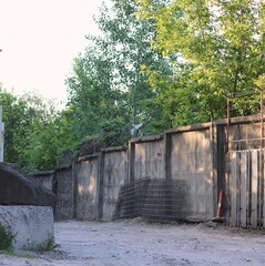 Fototapeta na wymiar stone fence