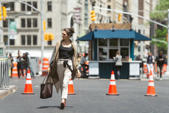 Young woman walking in Manhattan