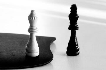 Contraste d'échecs