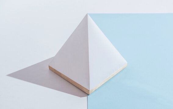 Mad psychedelic objects/shapes/lamps