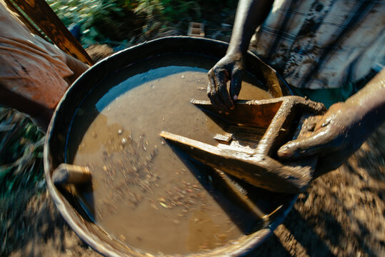 Brick maker