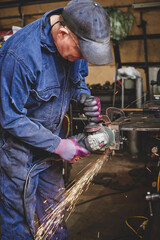 Bolt cutting