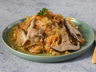 stewed cabbage with shitake mushroom