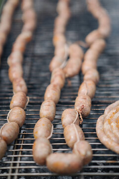Grilling sausage links