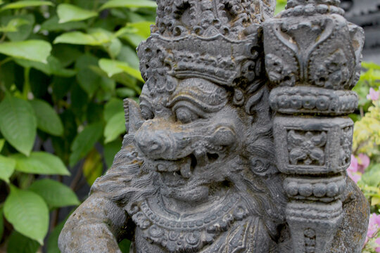 sebuah patuh anoman sakral di bali