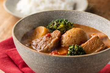 ほんわか湯気の立つ、ほっかほかのスープカレー