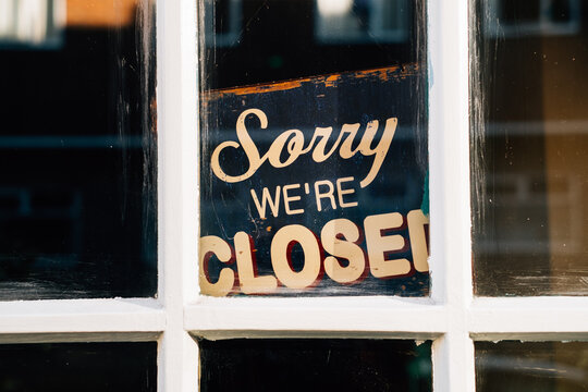 Closed sign