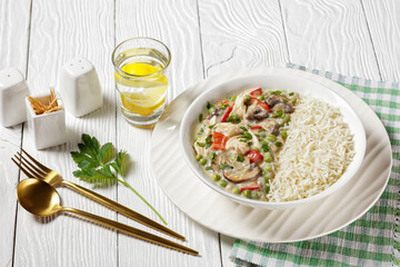 chicken a la king in a bowl