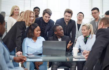 businessman talking about something at a meeting with the business team.