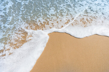 Smooth Waves on the Beach background