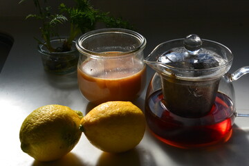 ココナツミルクティーとレモン