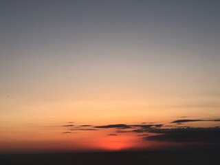 atardecer, cielo, sol, nube, mar, nube, naturaleza, amanecer, anaranjada, acuático, oceáno, rojo, paisaje, anochecer, horizonte, anochecer, azul, playa, alumbrado, luz solar, hermoso, verano, atardece