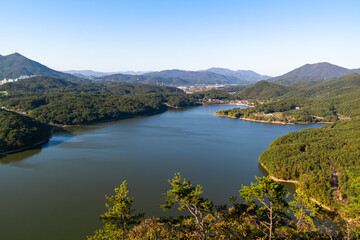 Fototapeta na wymiar Beautiful lake and autumn scenery of Hoe-dong dam in Geumjeong-gu, Busan, South Korea.