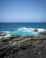 Fototapeta na wymiar Beautiful turquoise water of Lanzarote