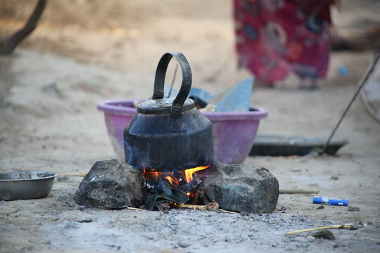 A Picture From The Camps Of Displaced People Fleeing The War In Yemen, Taiz