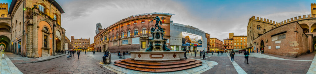 Fototapeta na wymiar Piazza del Nettuno, Bologna, Italia