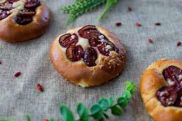 drożdżówka z owocami bakery bun homemade