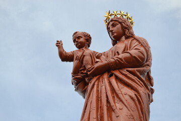 Fototapeta premium statue du Puy en Velay