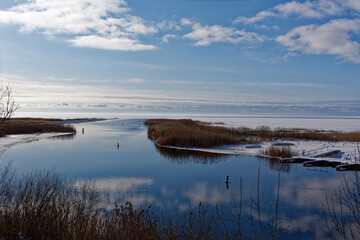 Start of the river Emajõgi from lake Võrtsjärv