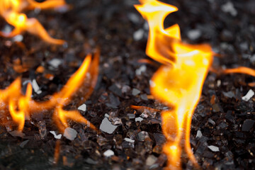 Feu au propane extérieur à l'hôtel