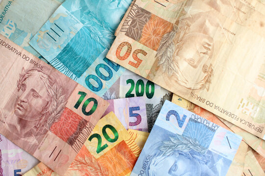 Lot of Brazilian Banknote Money	

