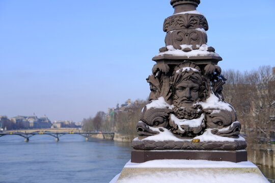 Some pictures of Paris under the snow the 11th February 2021.
