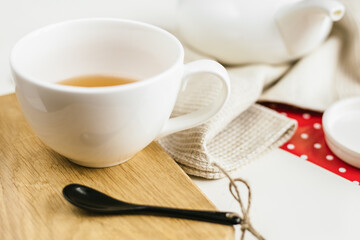 Close-up cup of tea and cookies