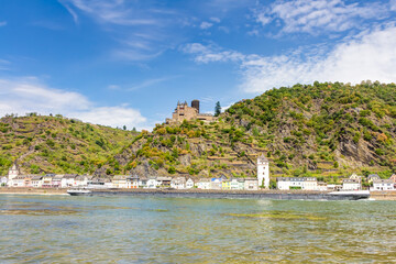 Naklejka premium Burg Katz bei St. Goarshausen am Rhein im Mittelrheintal