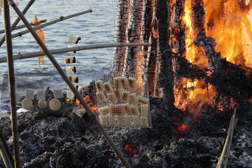 新春の行事 おんべやき 横須賀 