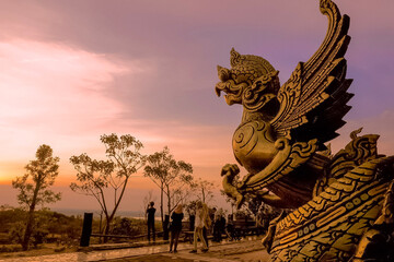 statue of buddha