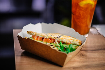 sandwich with fish