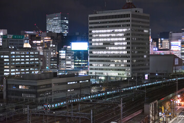 Fototapeta na wymiar 夜景/電車/東京駅/東京/日本