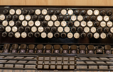 accordéons à boutons.