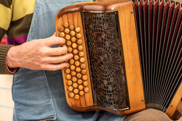 accordéons classiques à boutons.
