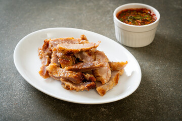 Grilled Pork Neck with Thai Spicy Sauce