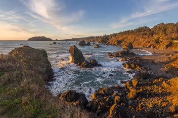 Sunset over Californian Pacific coast line in Trinidad Bay 