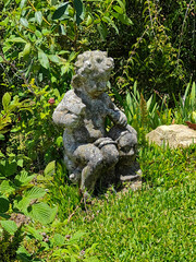 Obraz premium statue in the garden