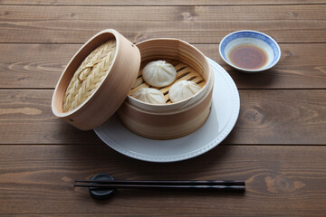 小籠包 せいろ 中華料理 木のテーブル