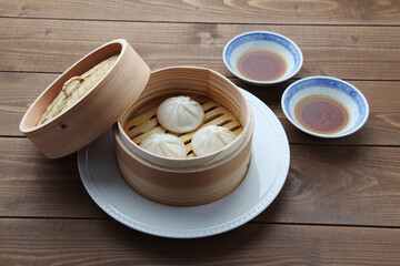 小籠包 せいろ 中華料理 木のテーブル