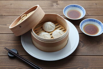 小籠包 せいろ 中華料理 木のテーブル