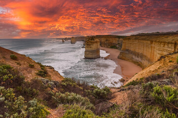 Fototapeta na wymiar Sunset at the twelve Apostles along the famous Great Ocean Road in Victoria, Australia