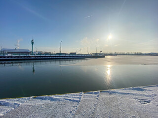 Weserschleuse in Minden im Winter - Februar 2021