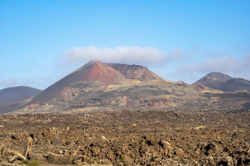 Obraz na płótnie Canvas hike around the crater of volcano Caldera De Los Cuervos on Lanzarote